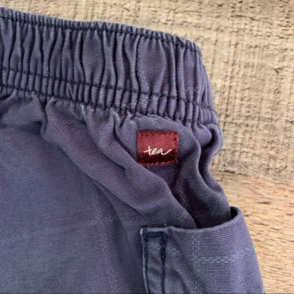 Tea collection baby boys size 12/18M blue cargo  pull on shorts - Picture 4 of 4